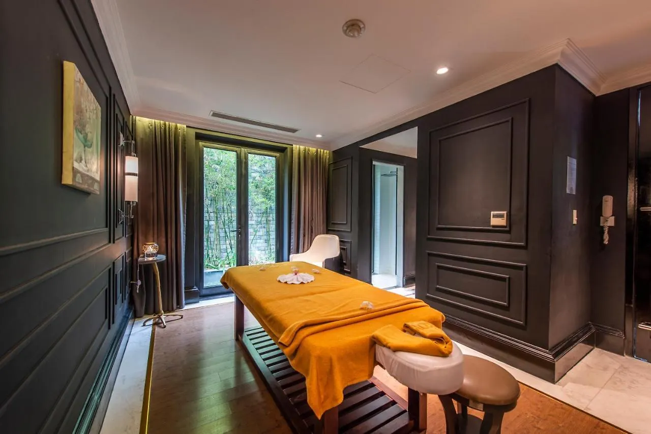 Resort Vinpearl Golflink Nha Trang Hotel