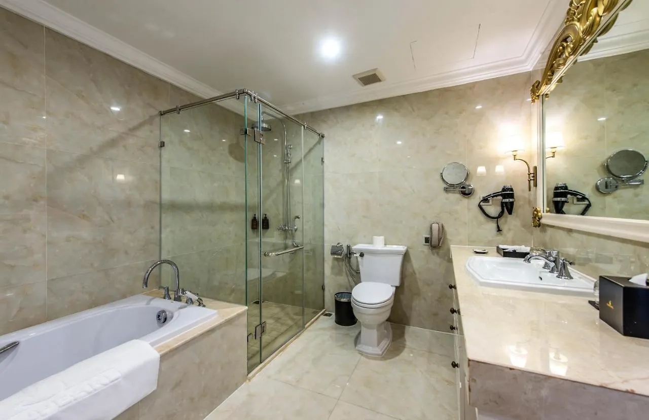 Vinpearl Golflink Nha Trang Hotel 5*,